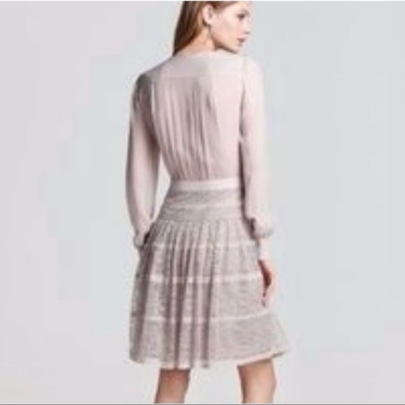 NWT $348 BCBG MaxAzria Womens Size 8 Kadee Long Sleeve Lace Dress in Rose Mist - Picture 2 of 12